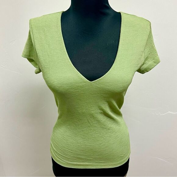Forever 21 Tops - Forever 21 vintage y2k deadstock green v neck top sz M stretchy